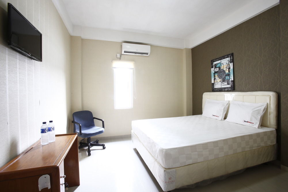 Reddoorz Near Cilandak Town Square Hotell Jakarta Exteriör bild