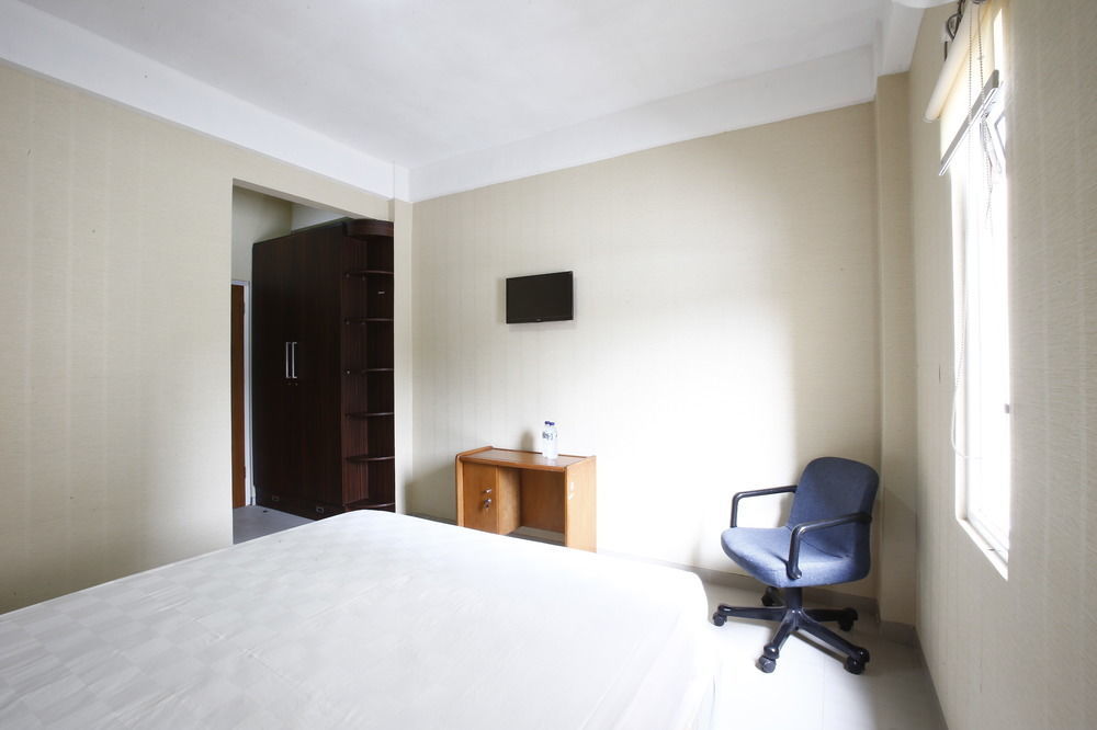 Reddoorz Near Cilandak Town Square Hotell Jakarta Exteriör bild