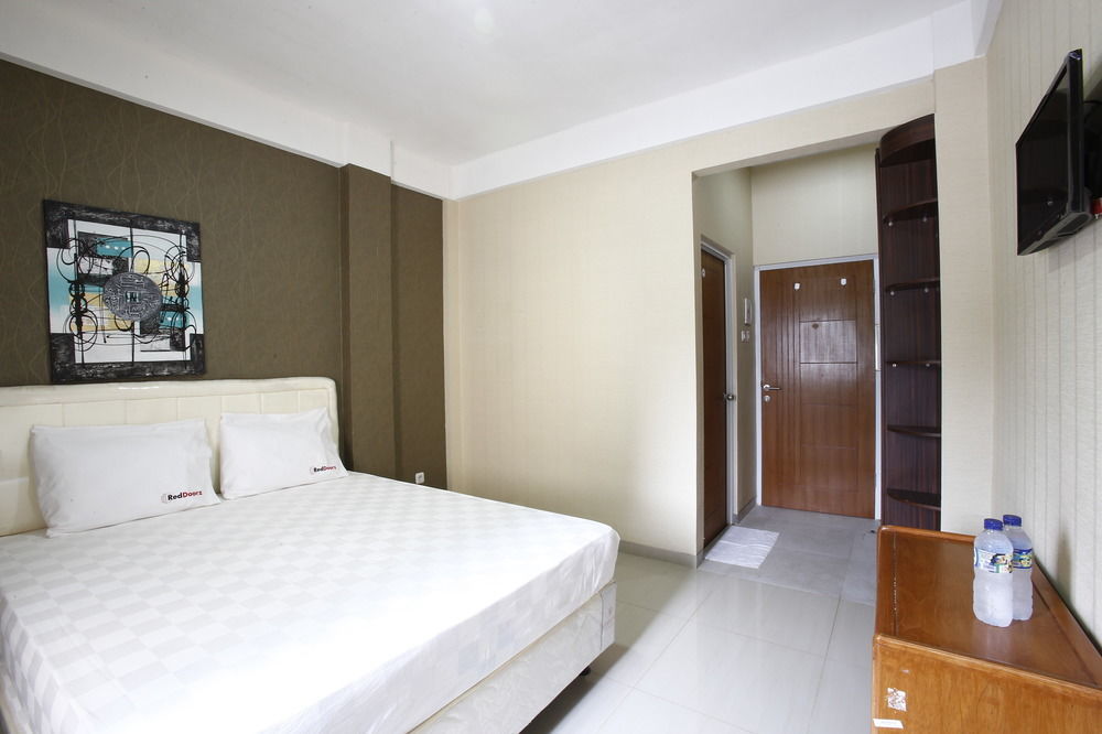 Reddoorz Near Cilandak Town Square Hotell Jakarta Exteriör bild