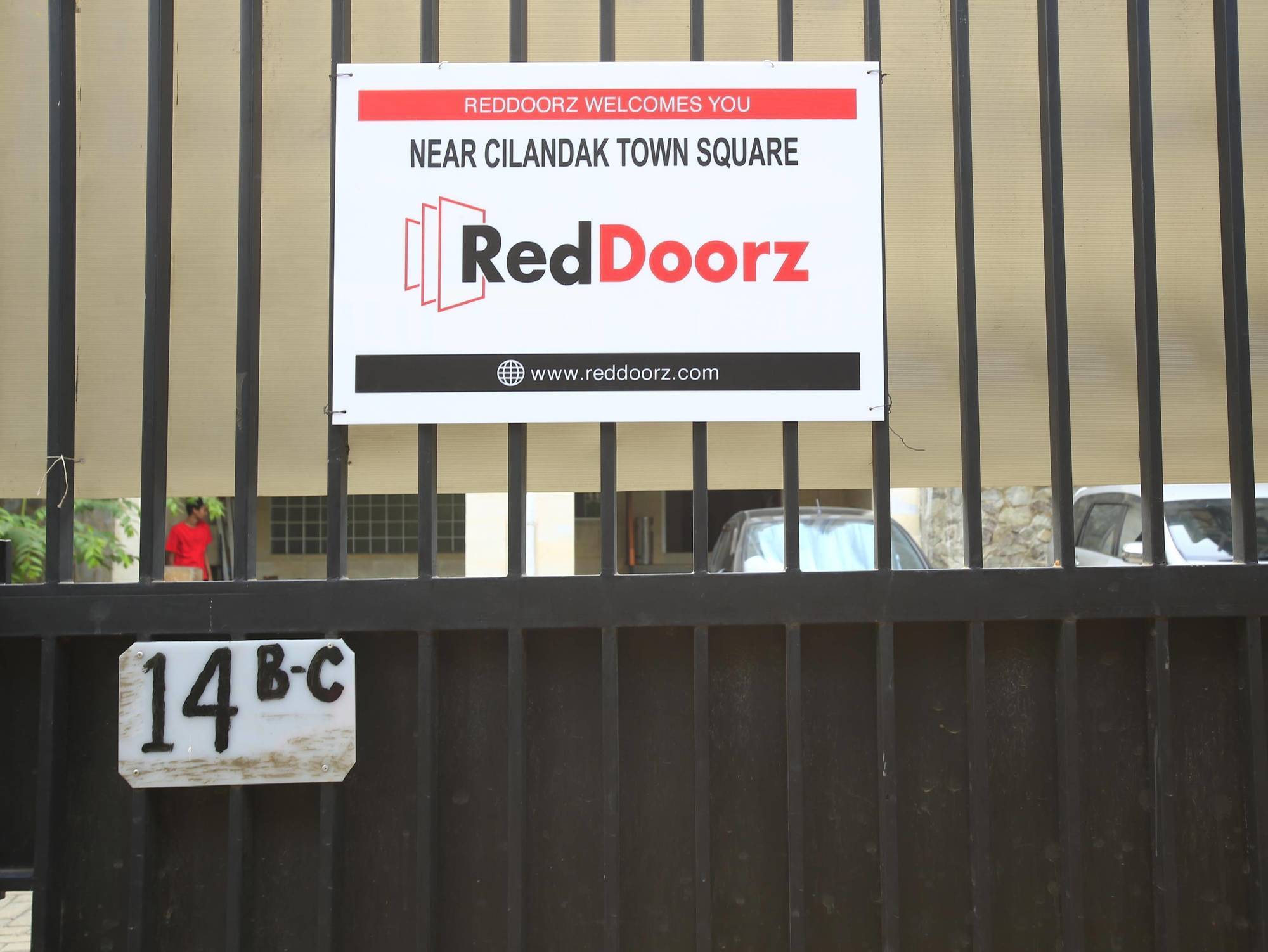 Reddoorz Near Cilandak Town Square Hotell Jakarta Exteriör bild
